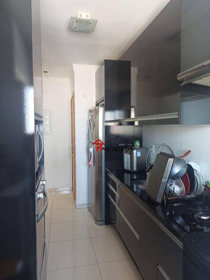 Apartamento à venda com 3 quartos, 90m² - Foto 9