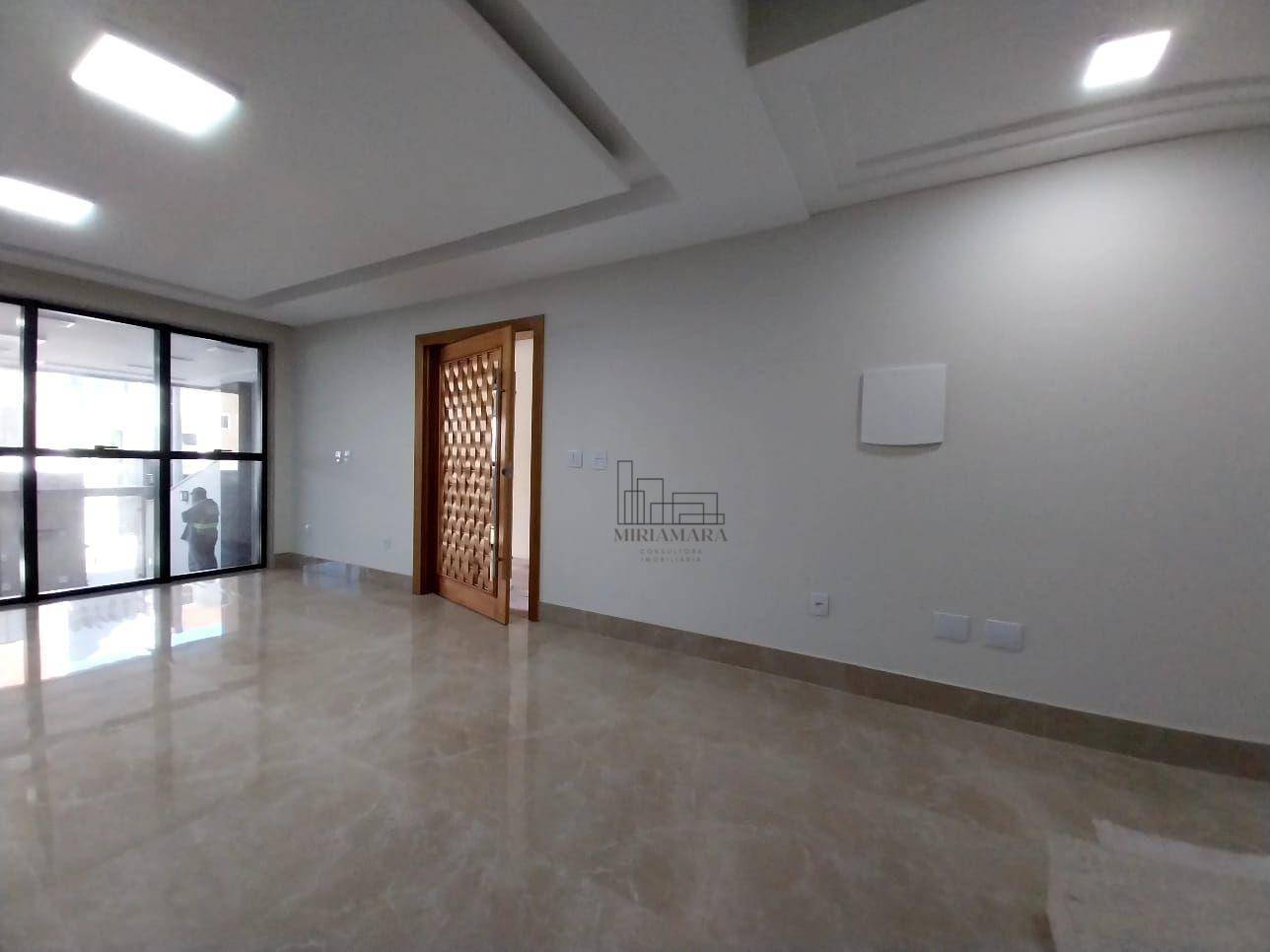 Casa à venda com 3 quartos, 307m² - Foto 20