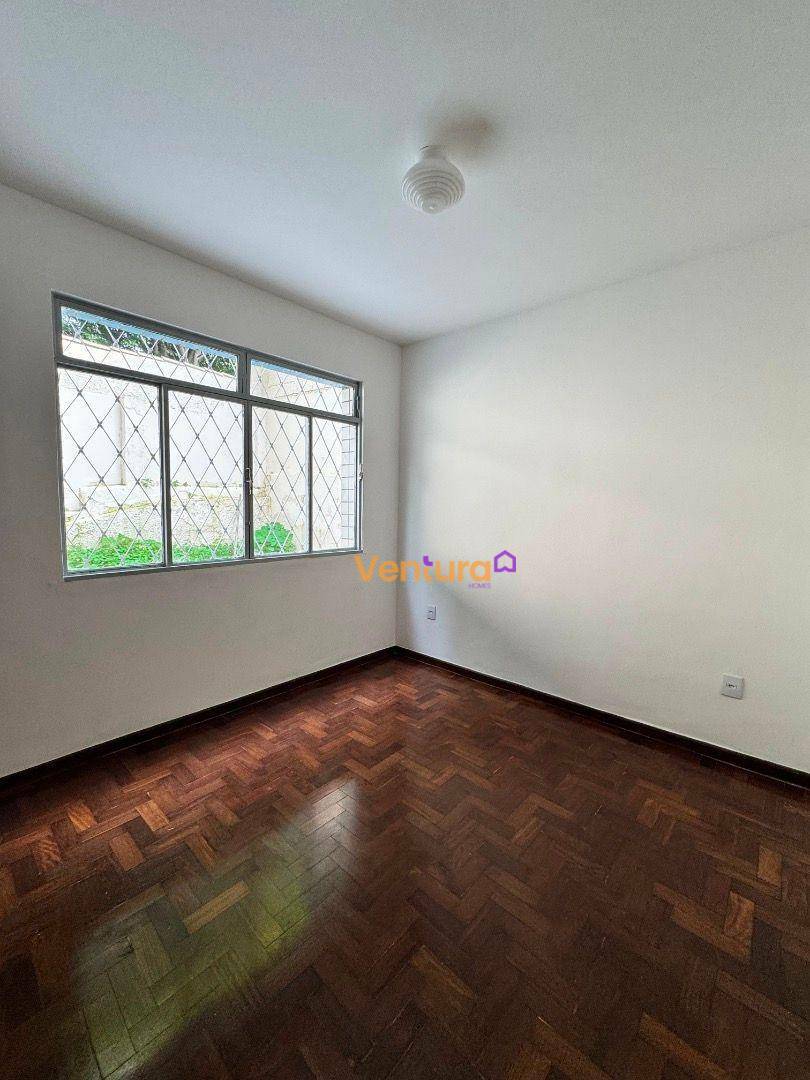 Apartamento à venda com 3 quartos, 129m² - Foto 4