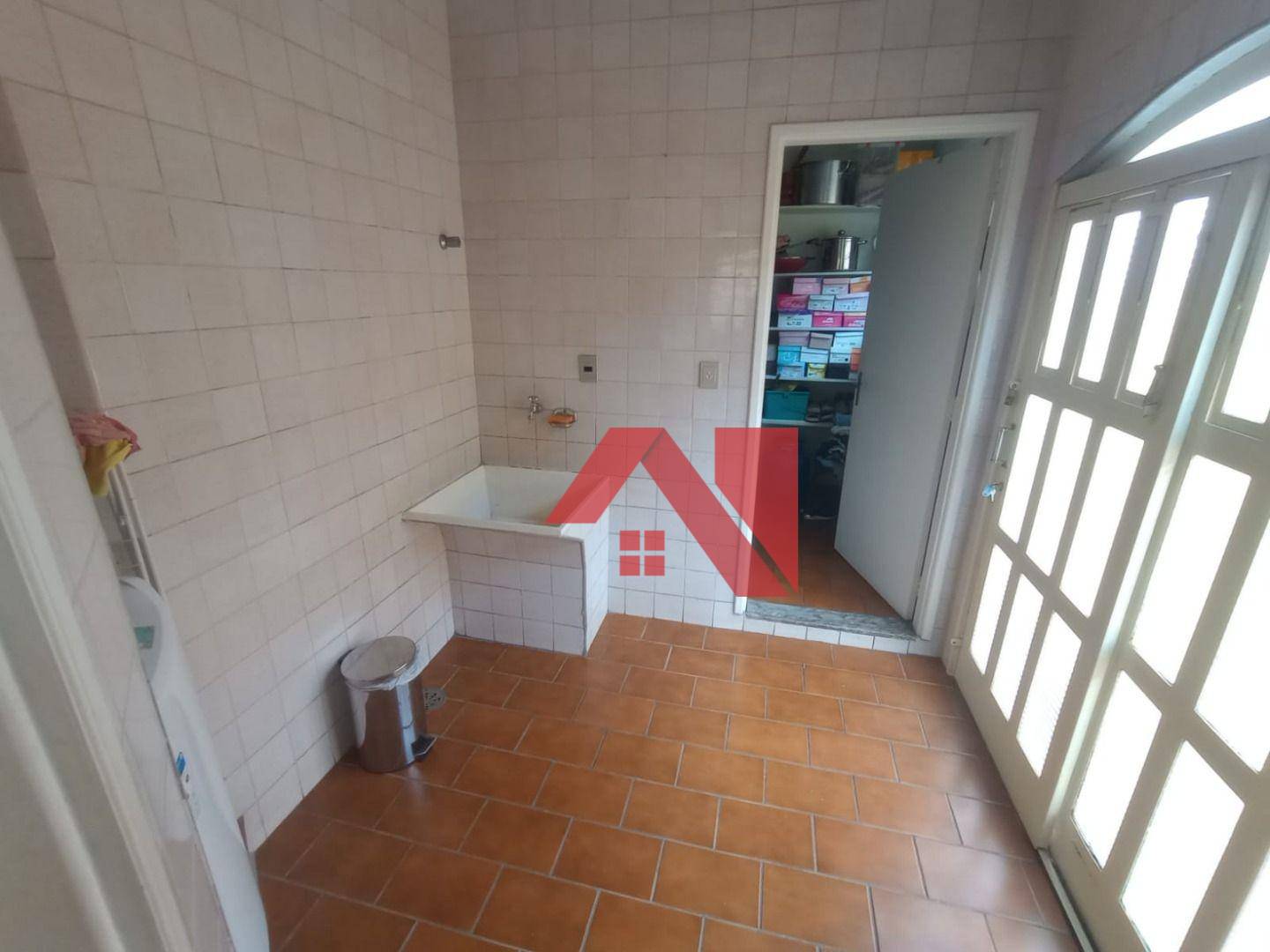 Sobrado à venda com 3 quartos, 220m² - Foto 57