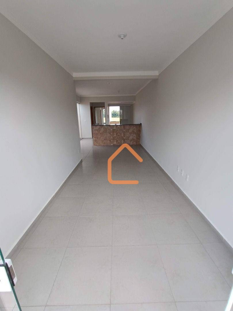 Casa à venda com 3 quartos, 187m² - Foto 2