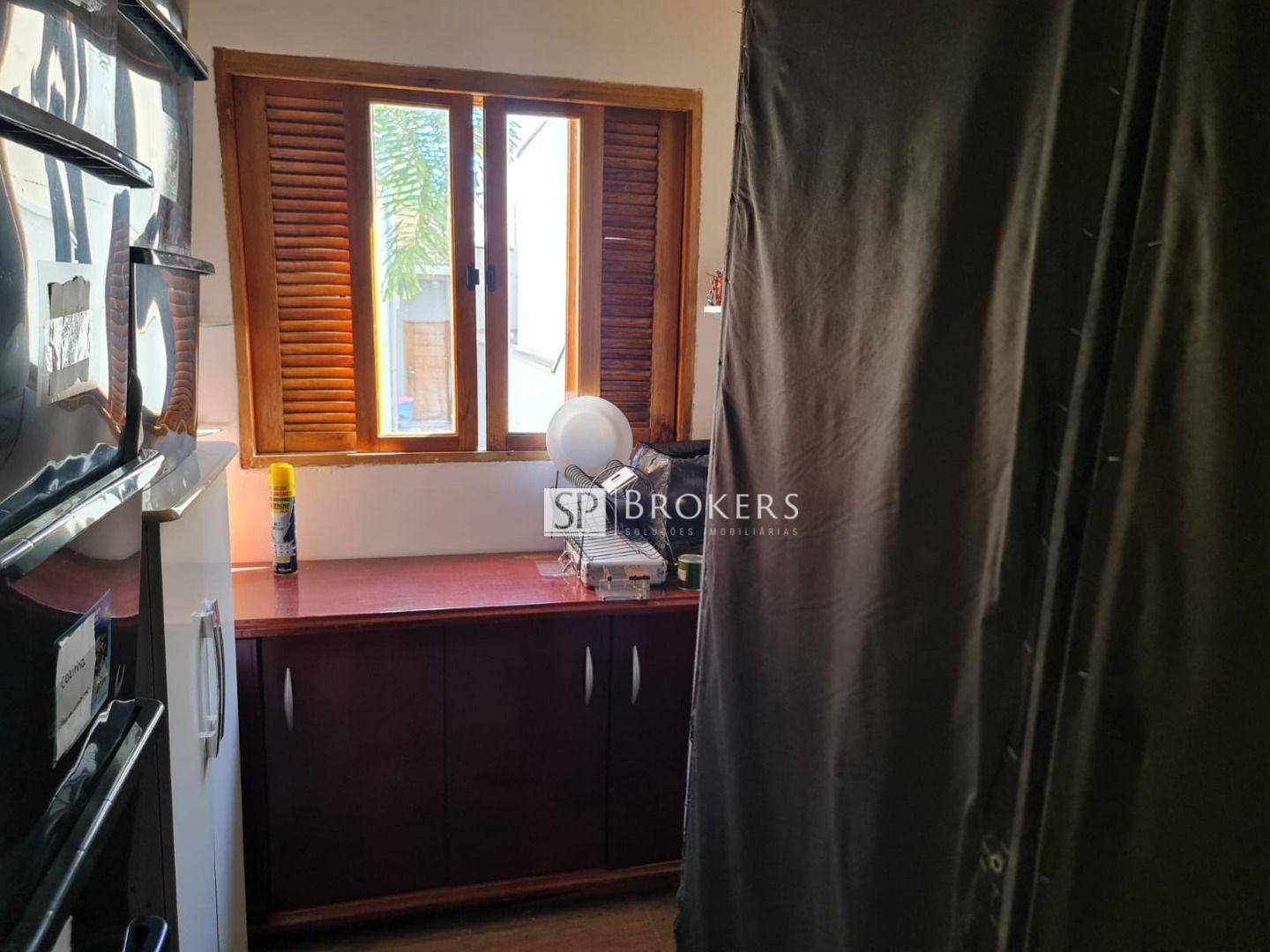 Casa de Condomínio à venda com 4 quartos, 236m² - Foto 31