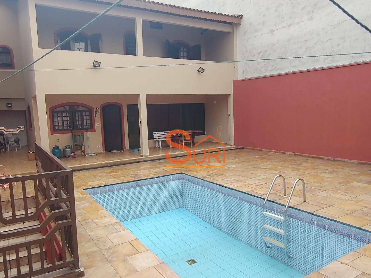 Casa à venda com 3 quartos, 300m² - Foto 18