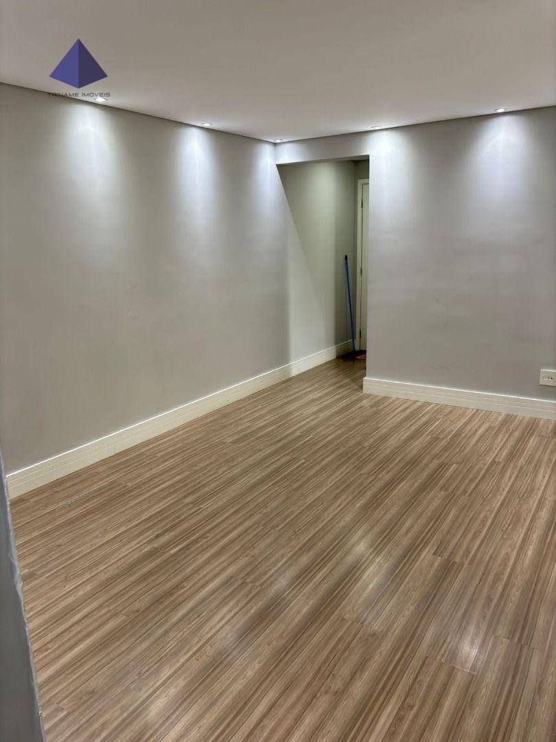 Apartamento à venda com 3 quartos, 72m² - Foto 2