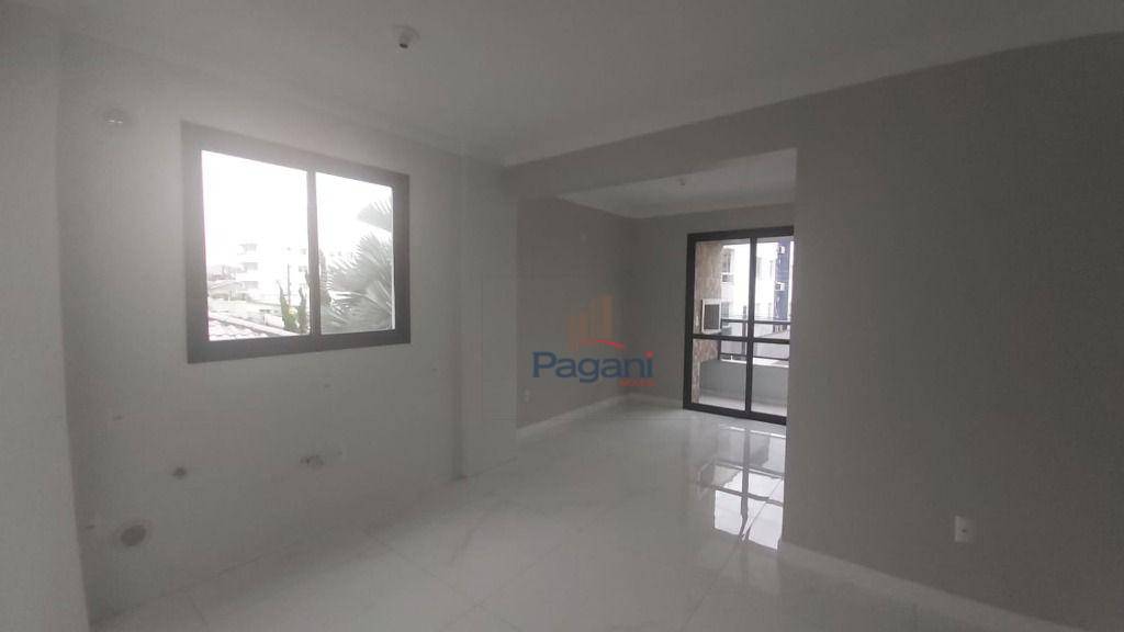 Apartamento à venda com 2 quartos, 77m² - Foto 17