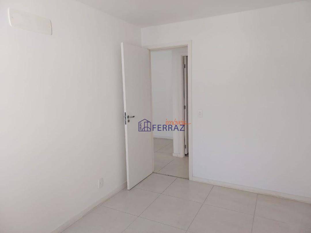 Apartamento à venda com 2 quartos, 72m² - Foto 9