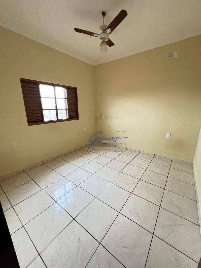 Casa à venda com 4 quartos, 180m² - Foto 20