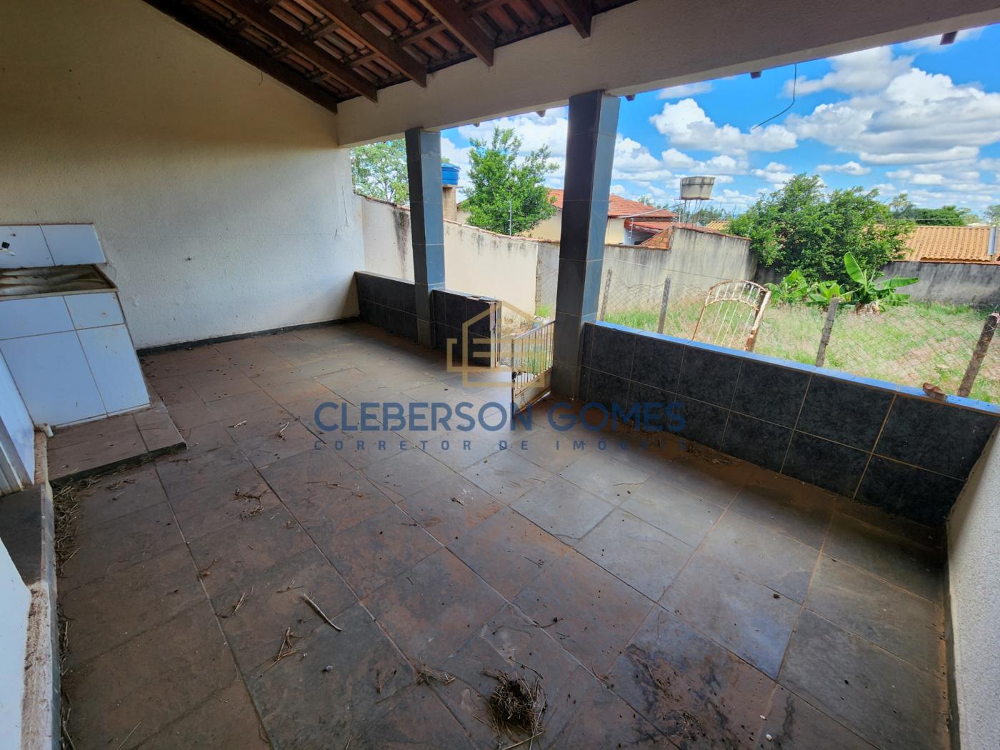 Casa à venda com 3 quartos, 321m² - Foto 15