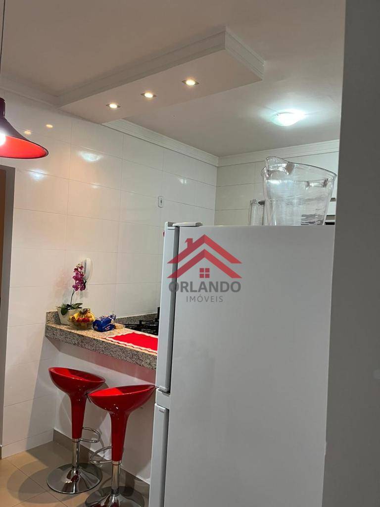 Apartamento à venda com 2 quartos, 67m² - Foto 4