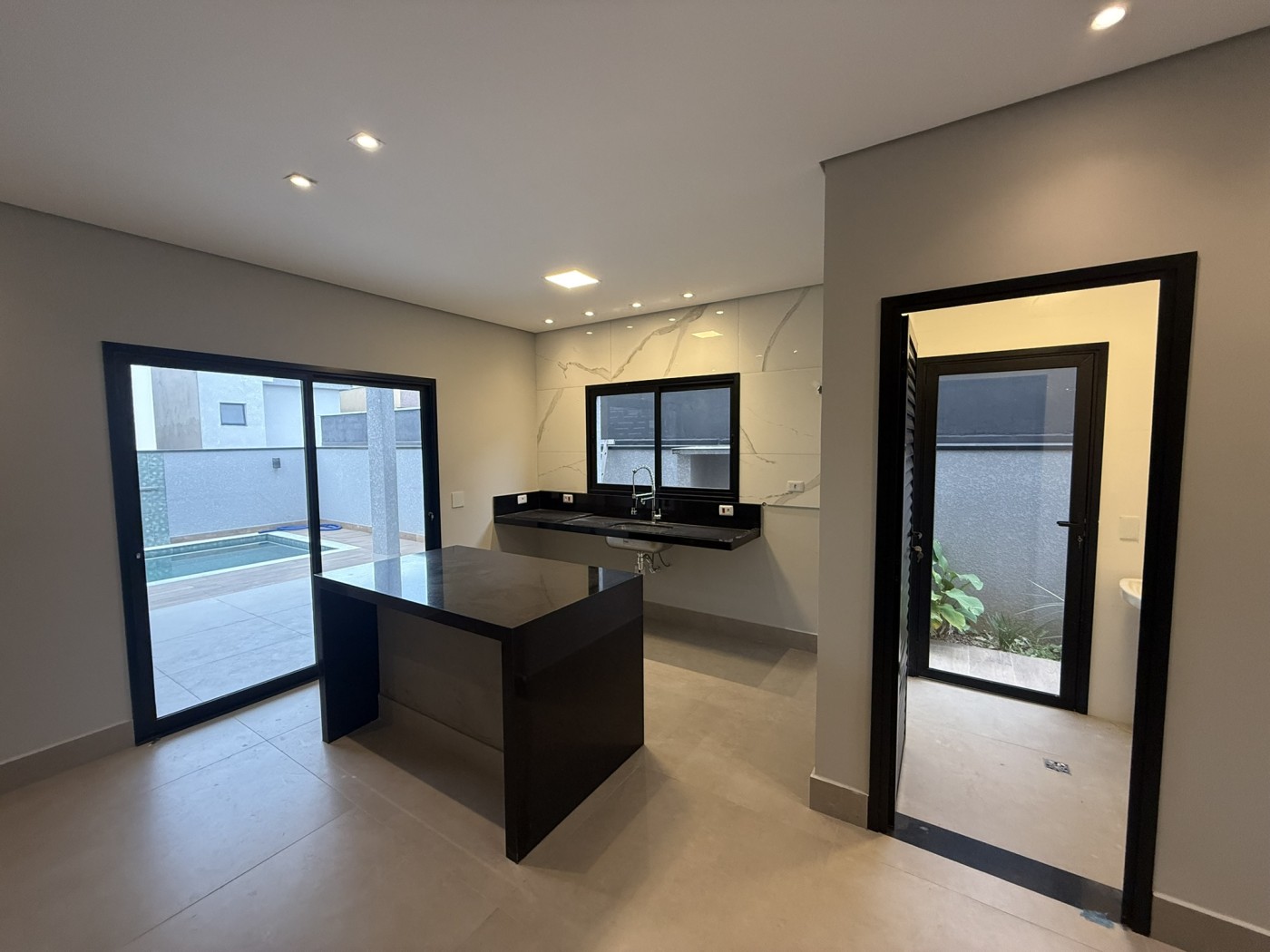 Casa à venda com 3 quartos, 140m² - Foto 8