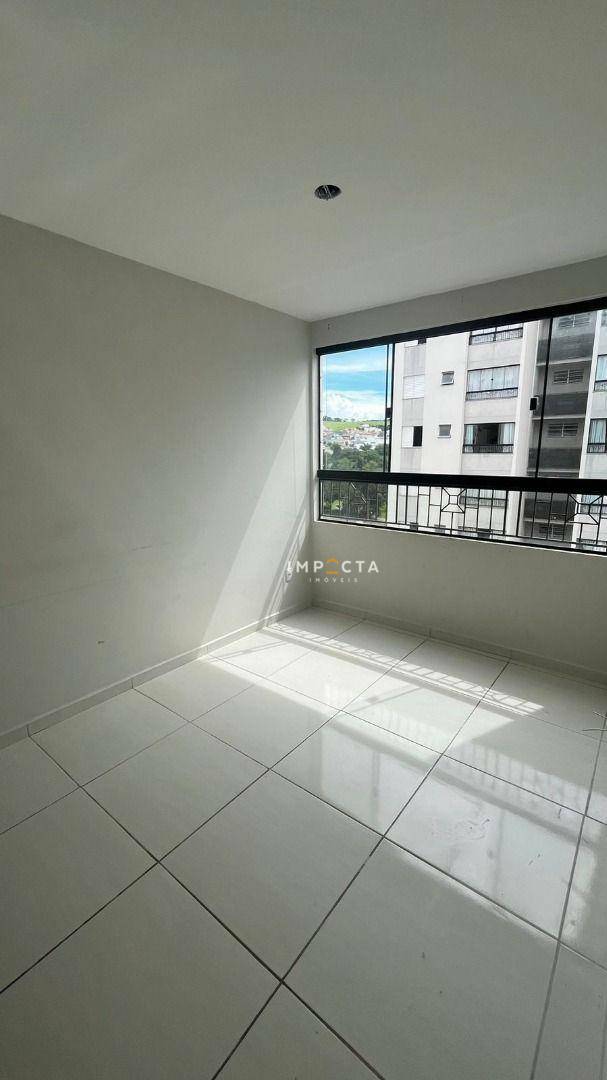 Apartamento para alugar com 2 quartos, 49m² - Foto 4
