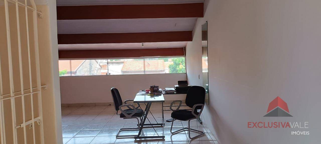 Casa à venda com 3 quartos, 310m² - Foto 18