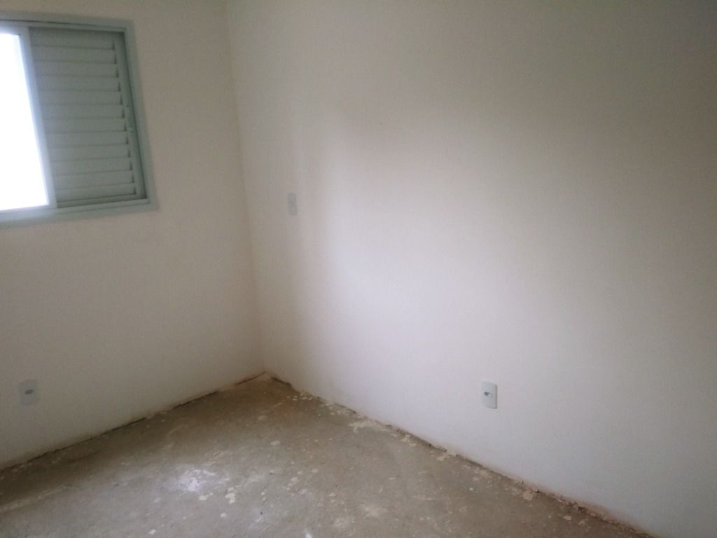 Apartamento à venda com 2 quartos, 42m² - Foto 13