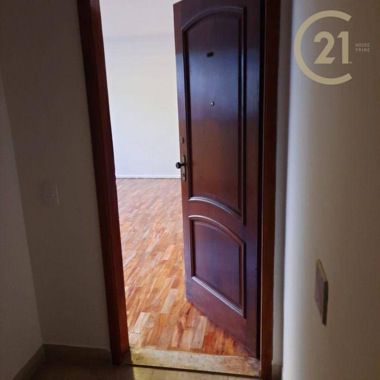 Apartamento à venda com 3 quartos, 114m² - Foto 18