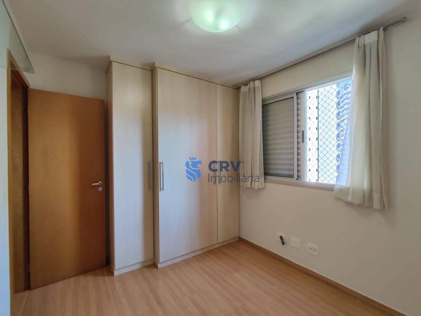 Apartamento para alugar com 3 quartos, 130m² - Foto 16