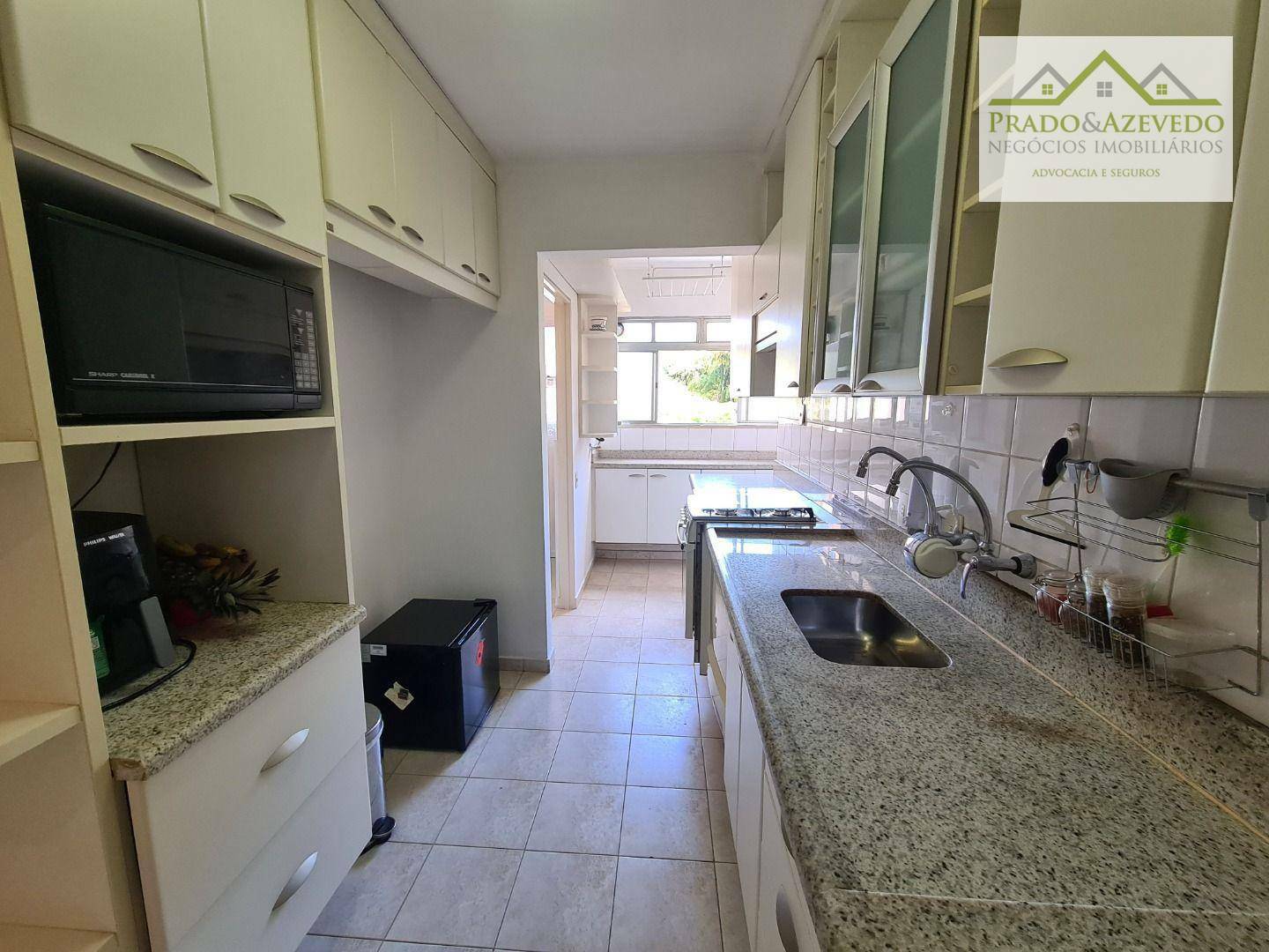 Apartamento para alugar com 3 quartos, 90m² - Foto 2
