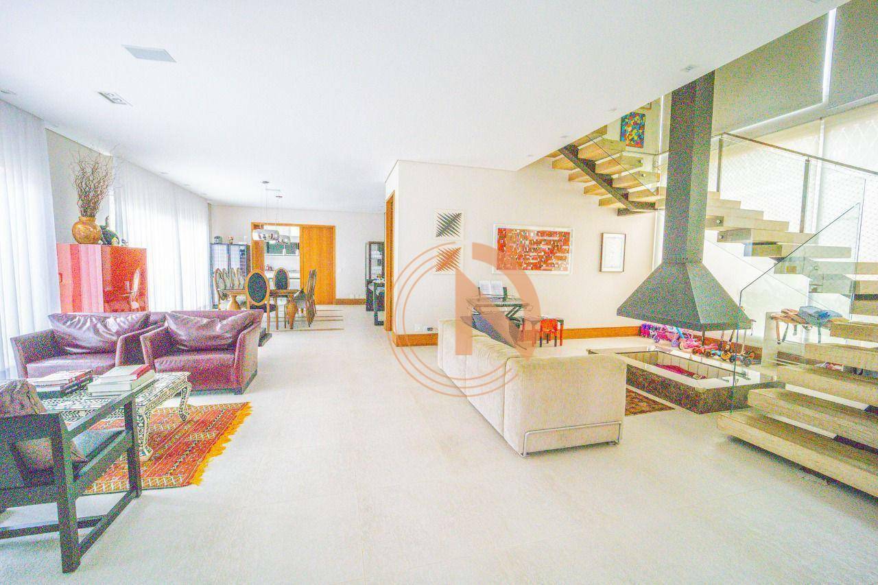 Casa à venda e aluguel com 5 quartos, 687m² - Foto 3