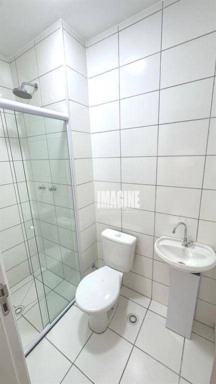 Apartamento à venda com 2 quartos, 41m² - Foto 17