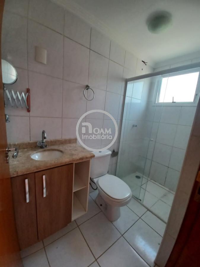 Apartamento para alugar com 3 quartos, 96m² - Foto 4