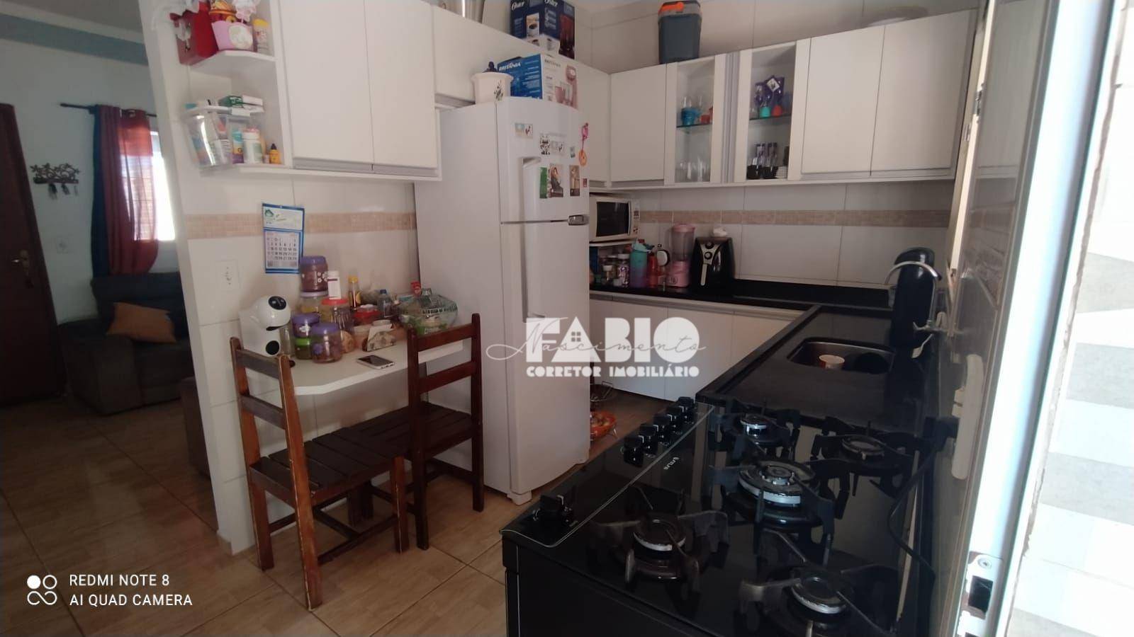 Casa à venda com 2 quartos, 120m² - Foto 6