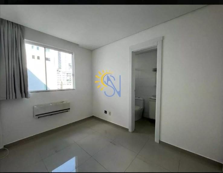 Apartamento para alugar com 3 quartos, 130m² - Foto 14