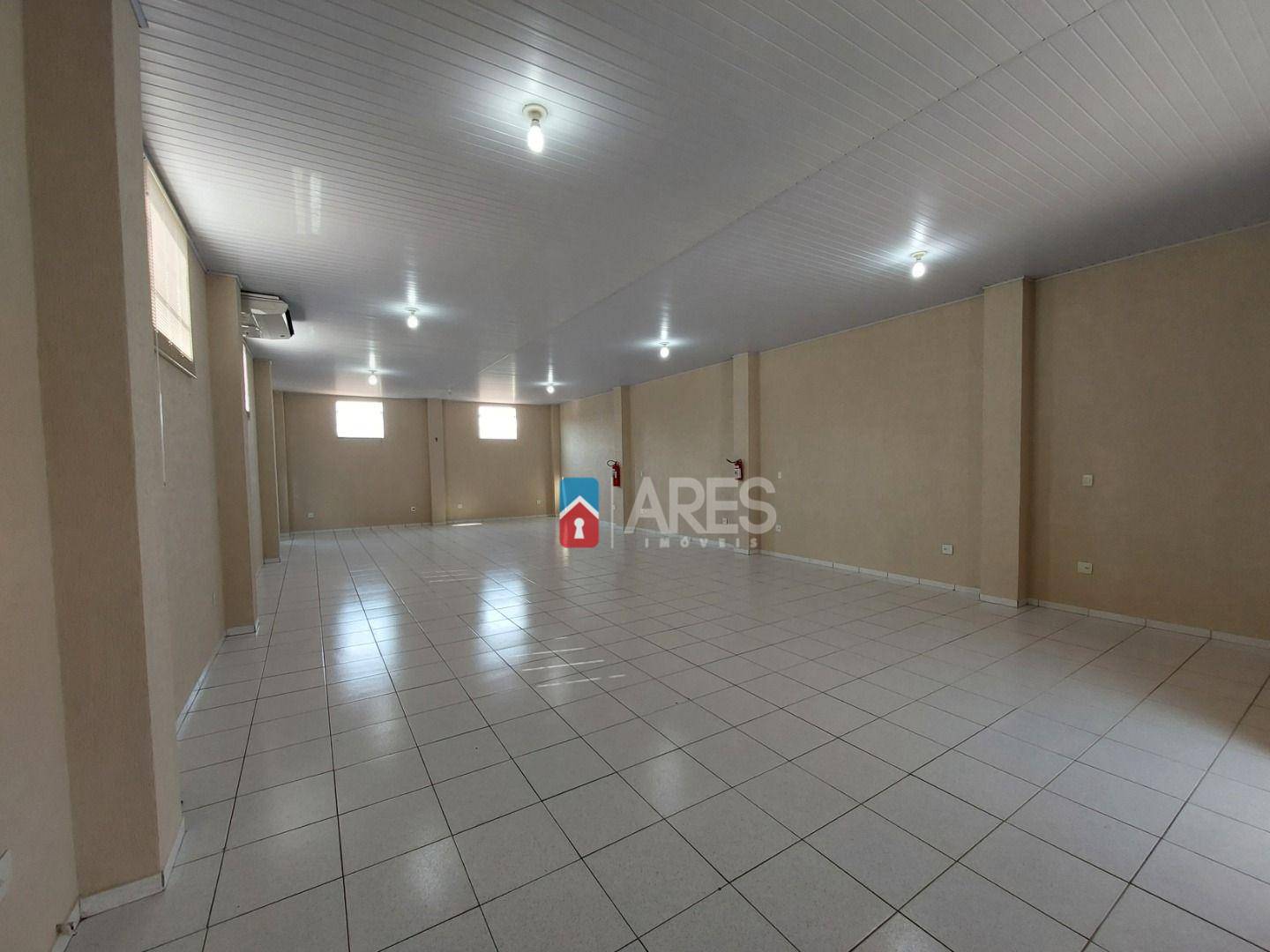 Loja-Salão para alugar, 150m² - Foto 1