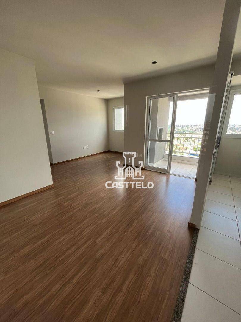 Apartamento à venda com 3 quartos, 65m² - Foto 4