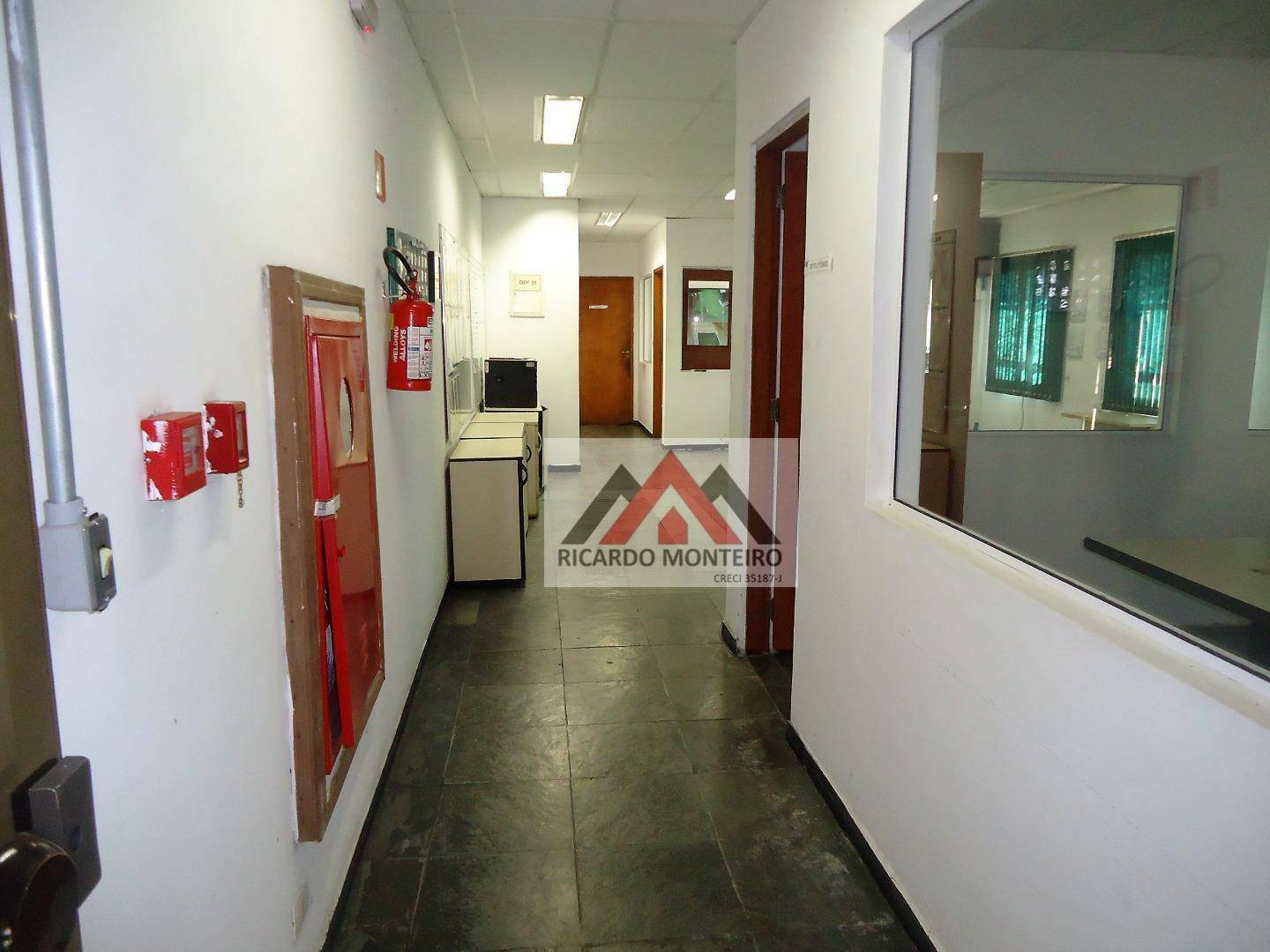 Depósito-Galpão-Armazém à venda e aluguel, 2400m² - Foto 35