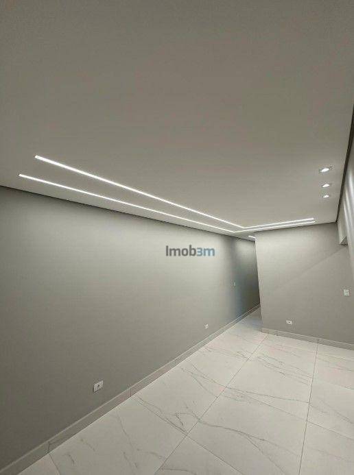 Casa à venda e aluguel com 3 quartos, 75m² - Foto 7