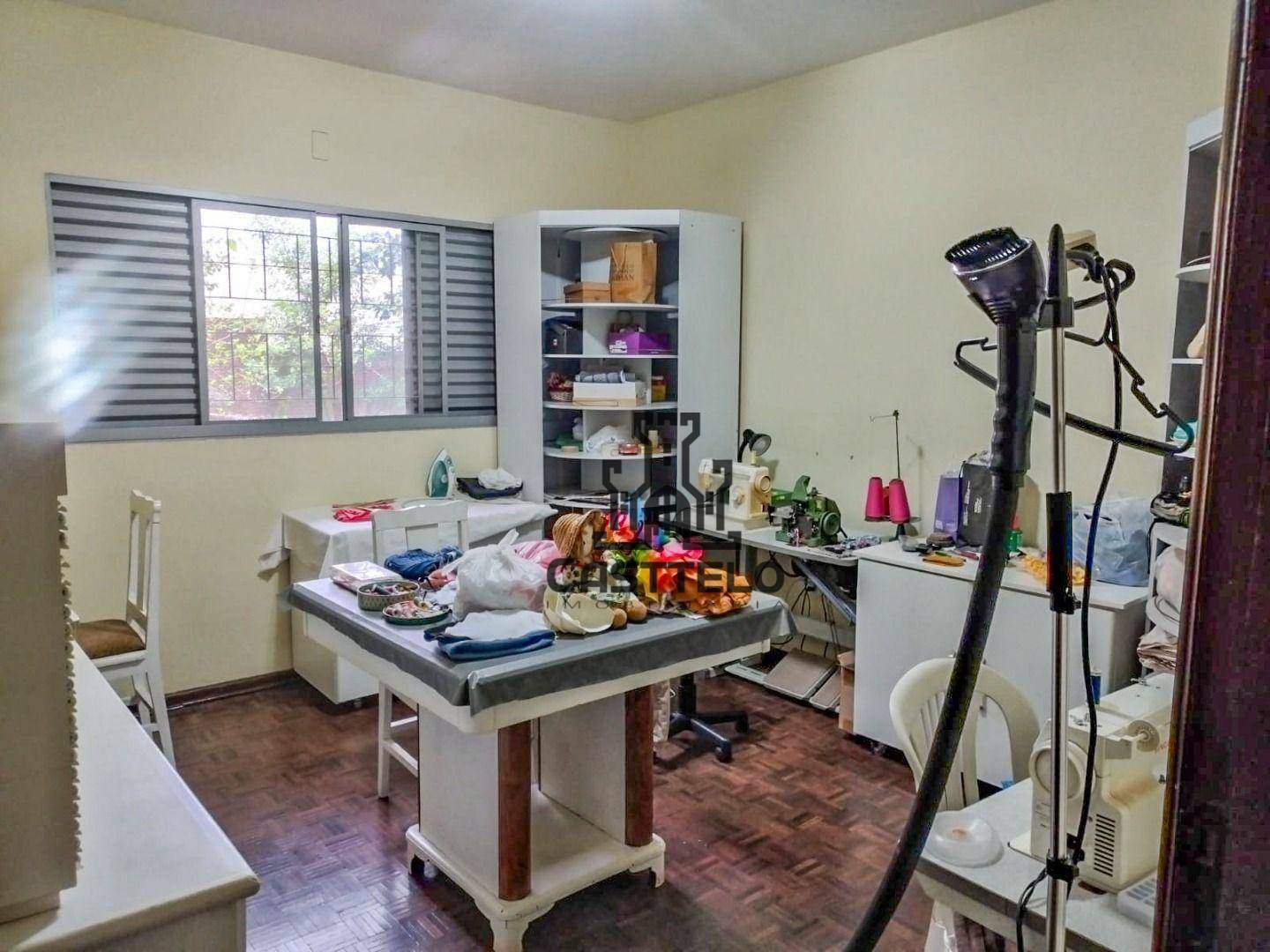 Casa à venda com 5 quartos, 353m² - Foto 18