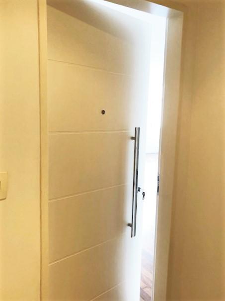 Apartamento para alugar com 4 quartos, 211m² - Foto 4