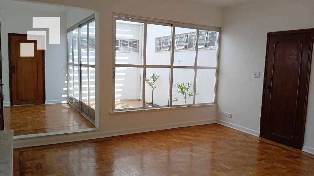 Casa para alugar com 5 quartos, 280m² - Foto 1