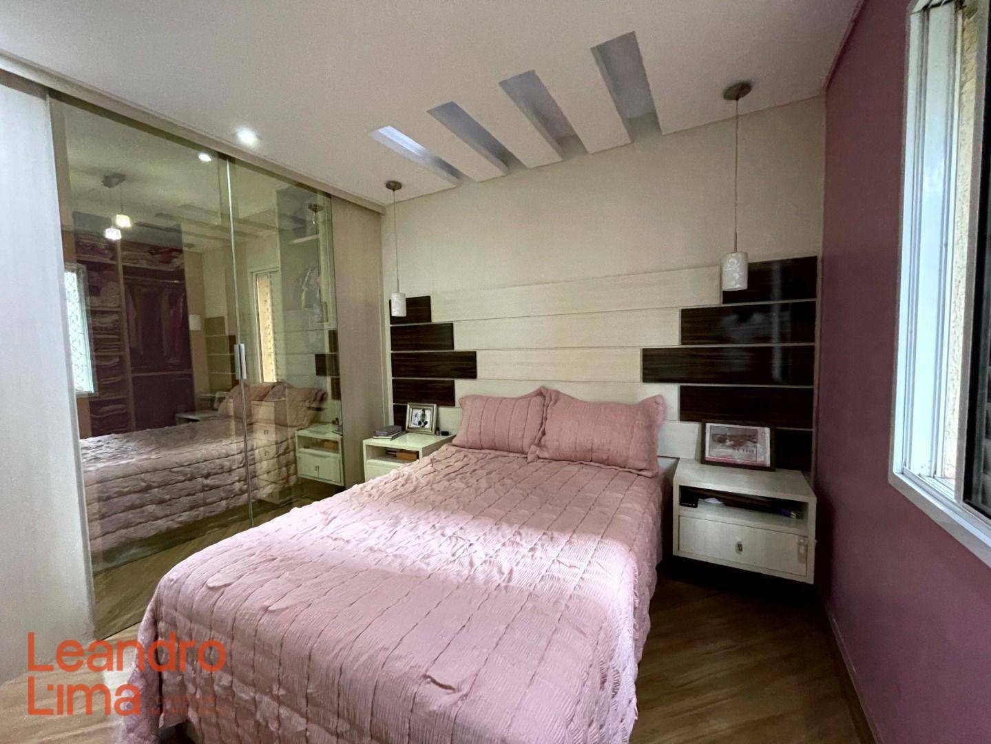 Apartamento para alugar com 2 quartos, 64m² - Foto 12