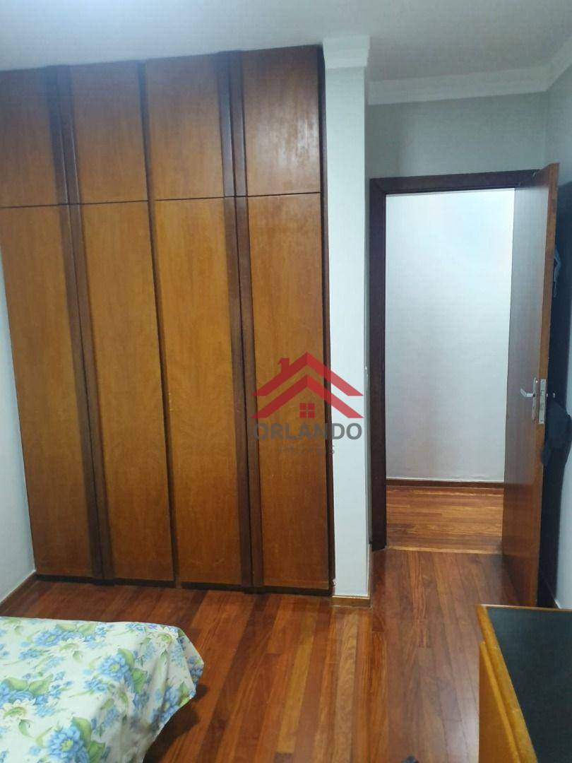 Apartamento à venda com 3 quartos, 122m² - Foto 9