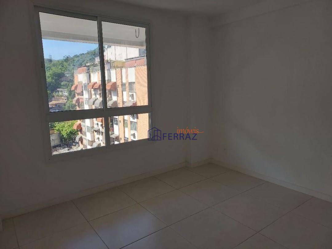 Apartamento à venda com 3 quartos, 85m² - Foto 13