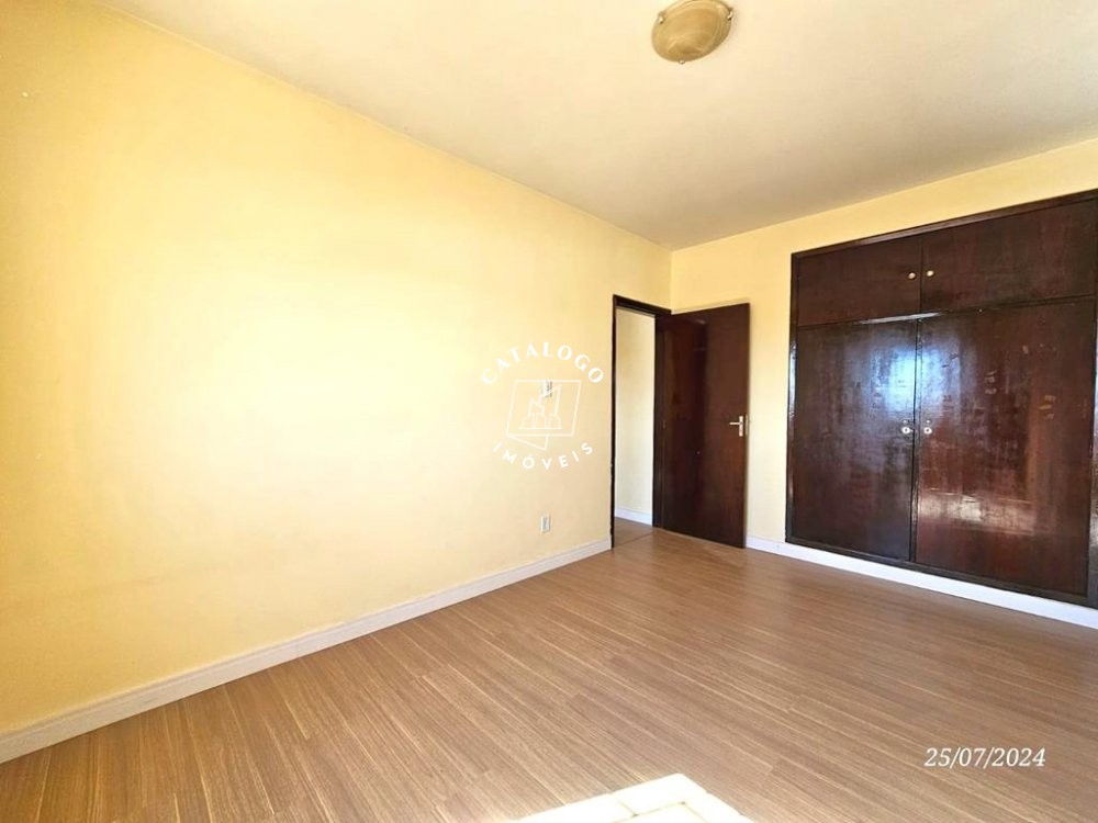 Apartamento à venda com 2 quartos, 70m² - Foto 18