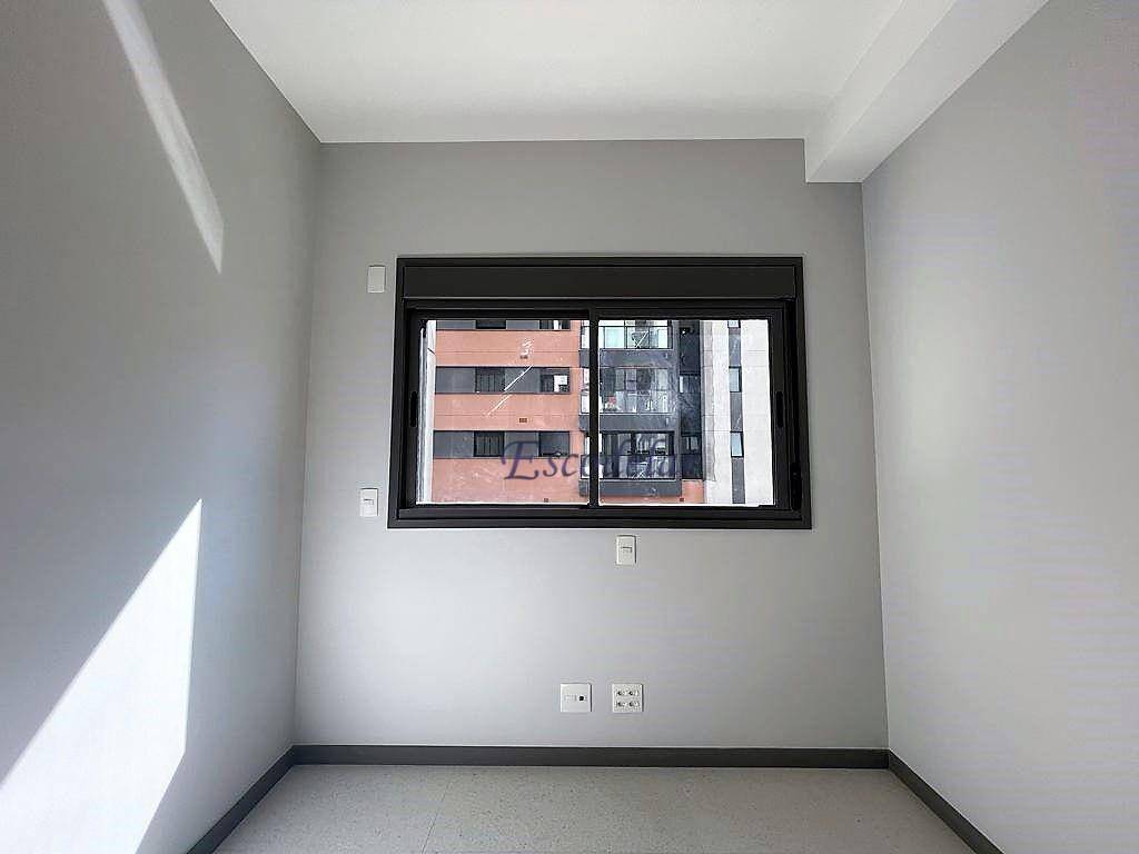 Apartamento à venda com 3 quartos, 162m² - Foto 16