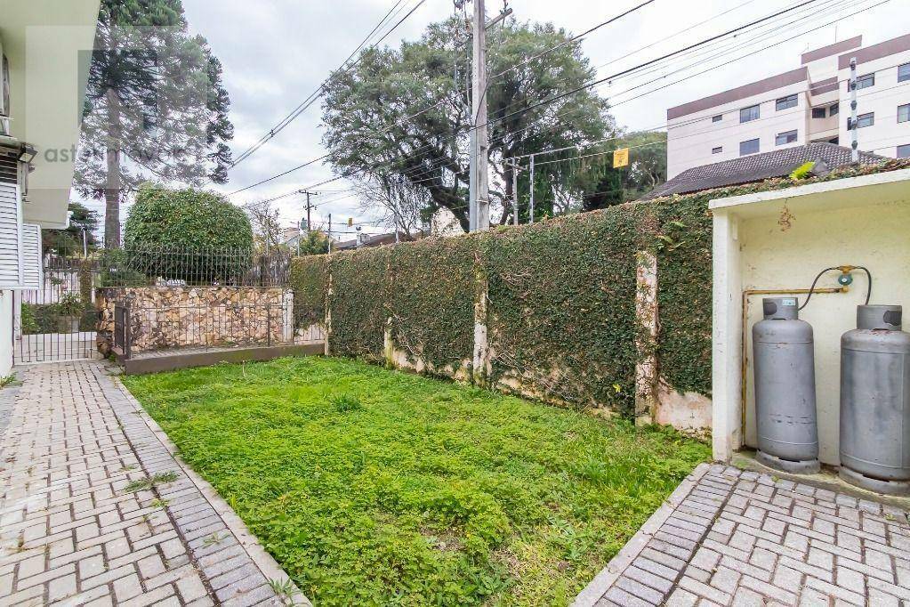 Casa para alugar com 4 quartos, 285m² - Foto 5