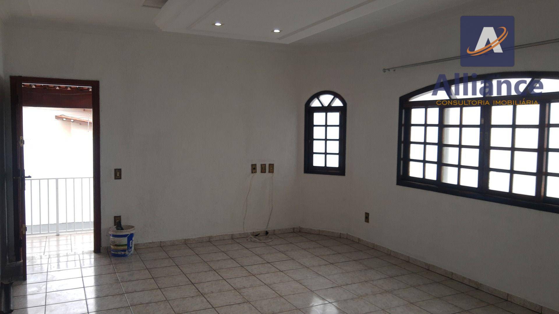 Casa à venda com 3 quartos, 148m² - Foto 14