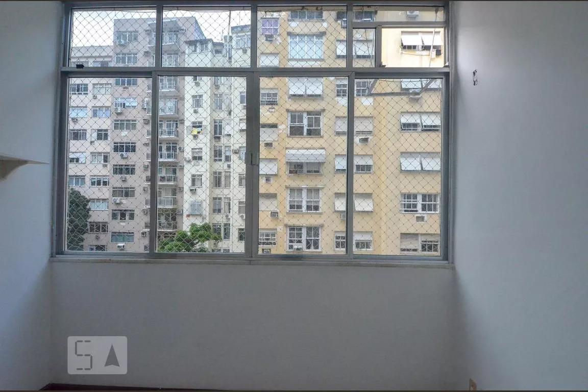 Apartamento à venda com 2 quartos, 65m² - Foto 31