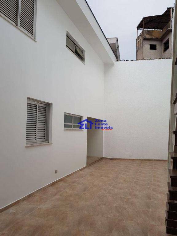 Sobrado à venda com 3 quartos, 272m² - Foto 46