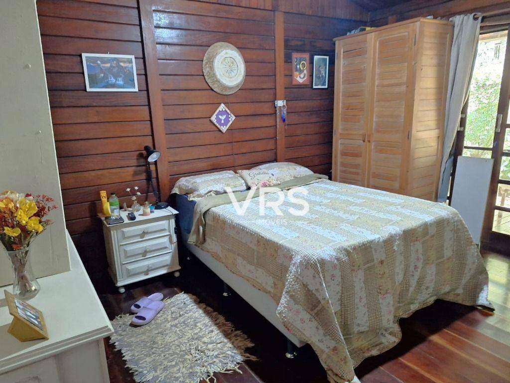 Casa à venda com 2 quartos, 83m² - Foto 14