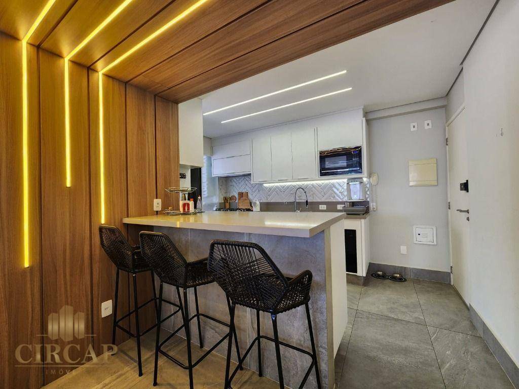 Apartamento à venda com 3 quartos, 119m² - Foto 2