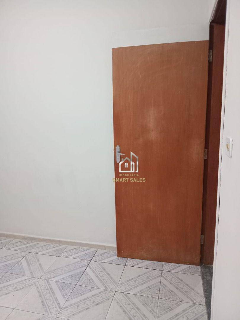 Casa à venda com 8 quartos, 350m² - Foto 11