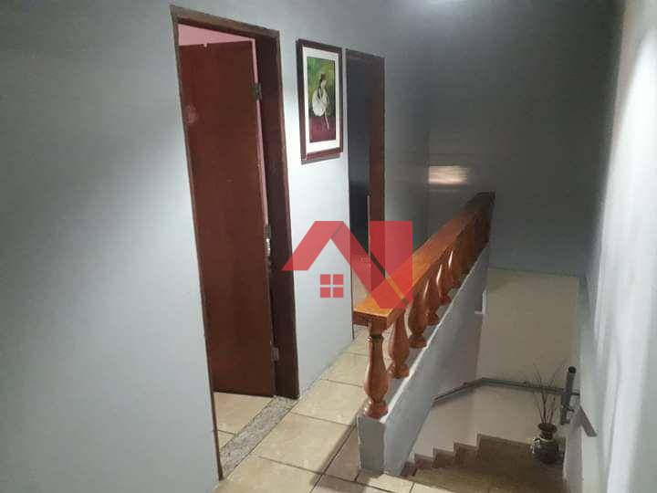 Sobrado à venda com 3 quartos, 259m² - Foto 12