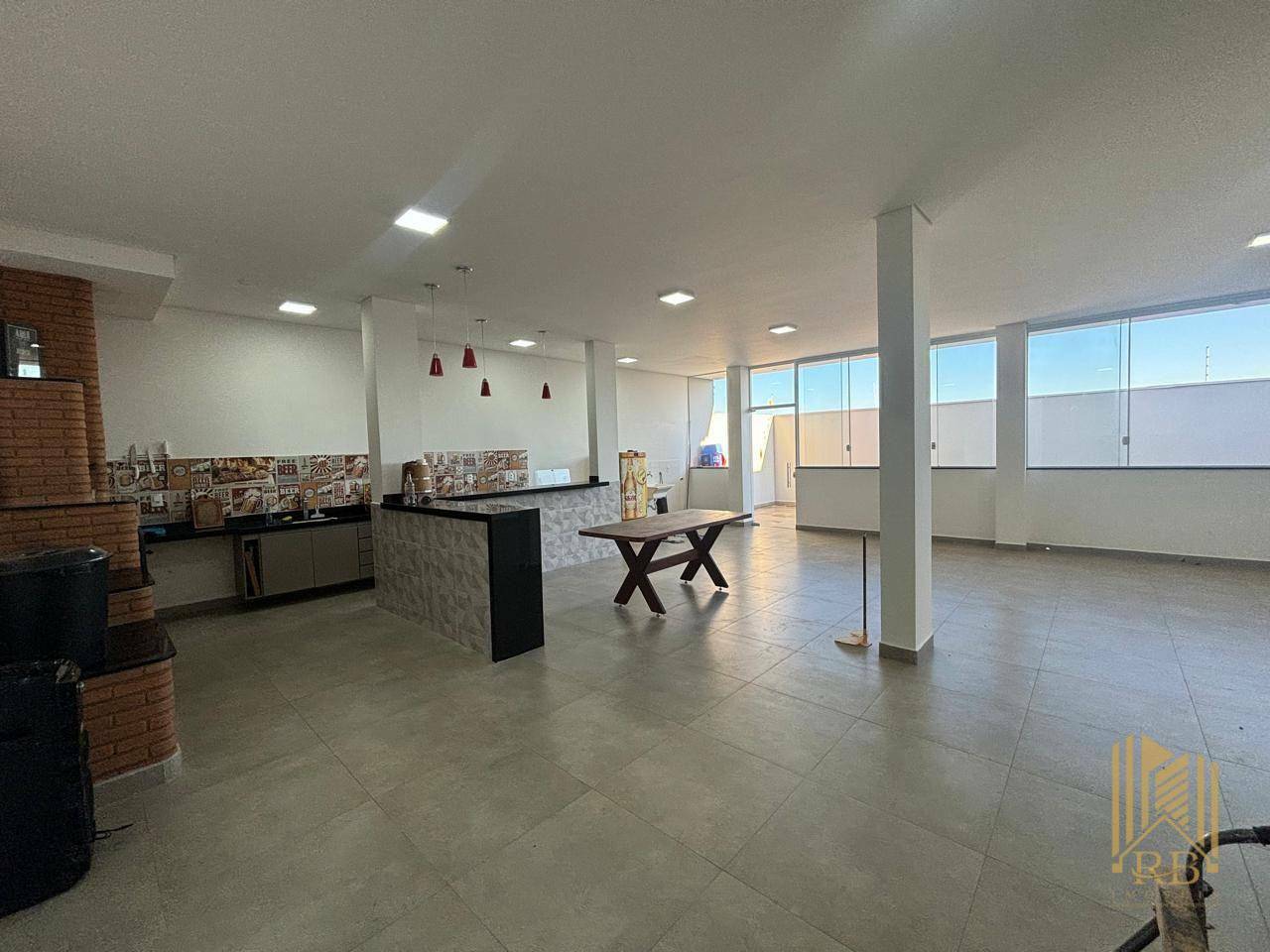 Casa à venda com 3 quartos, 320m² - Foto 20