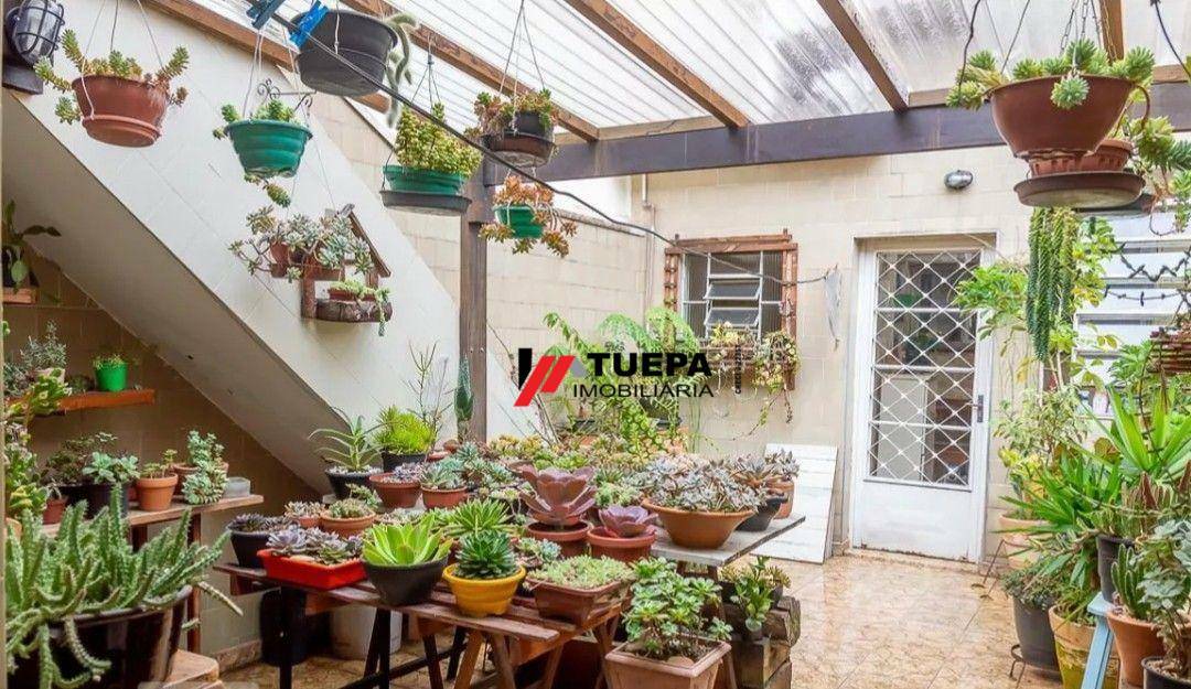 Sobrado à venda com 2 quartos, 160m² - Foto 2