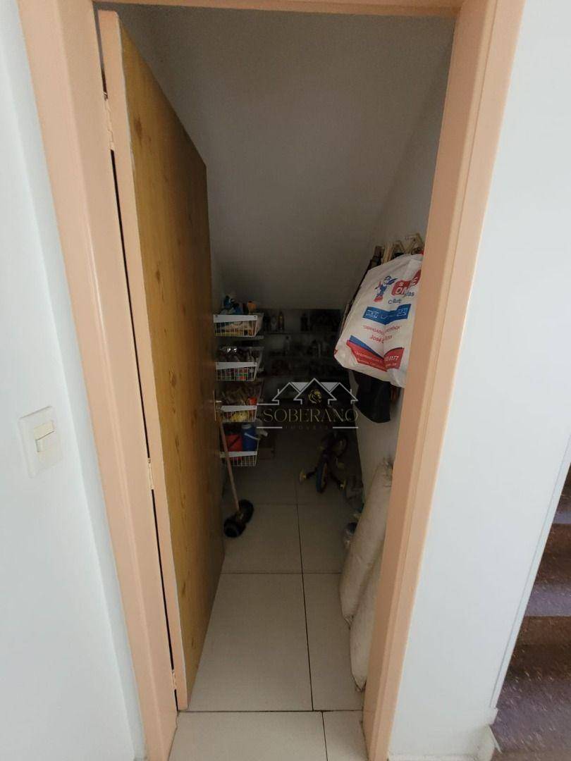 Sobrado à venda com 5 quartos, 330m² - Foto 14