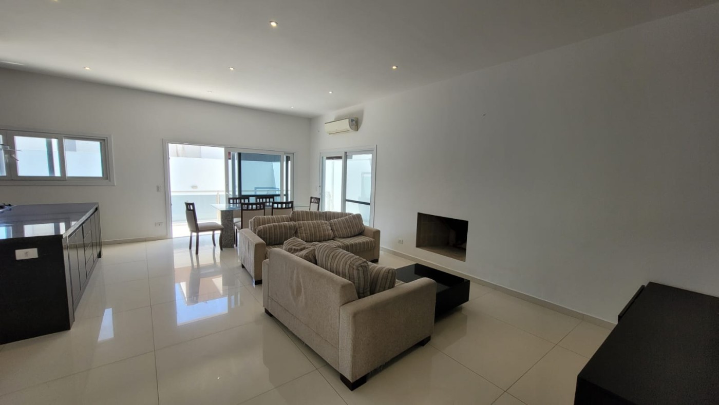Casa à venda com 4 quartos, 300m² - Foto 11