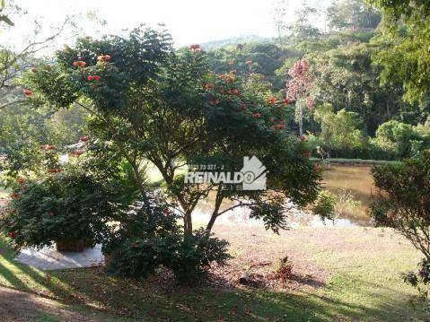 Casa de Condomínio para alugar com 4 quartos, 239m² - Foto 57